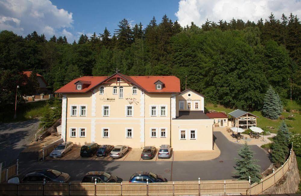 Boutique Hotel Swisshouse Marianske Lazne Bagian luar foto