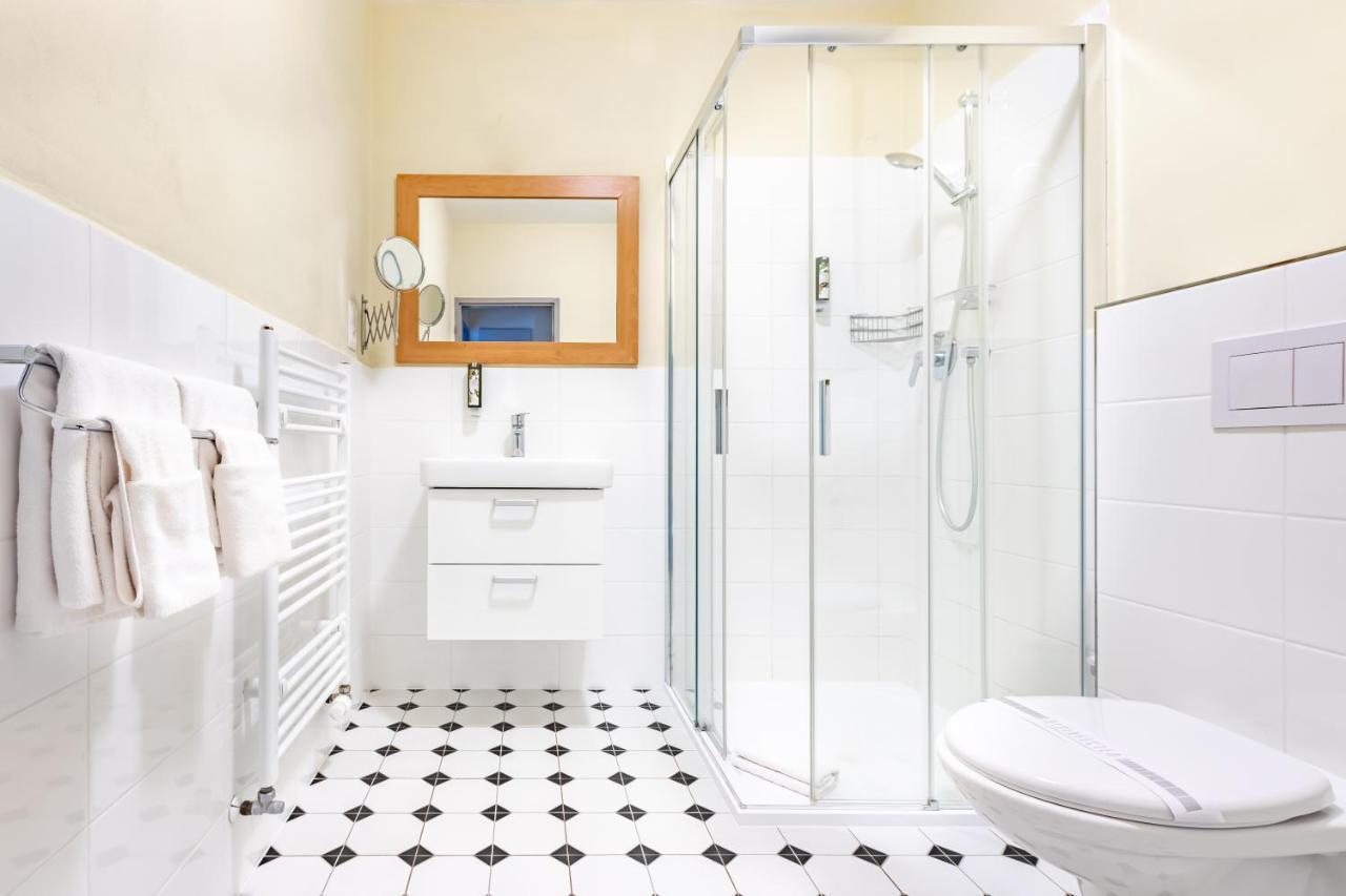 Boutique Hotel Swisshouse Marianske Lazne Bagian luar foto